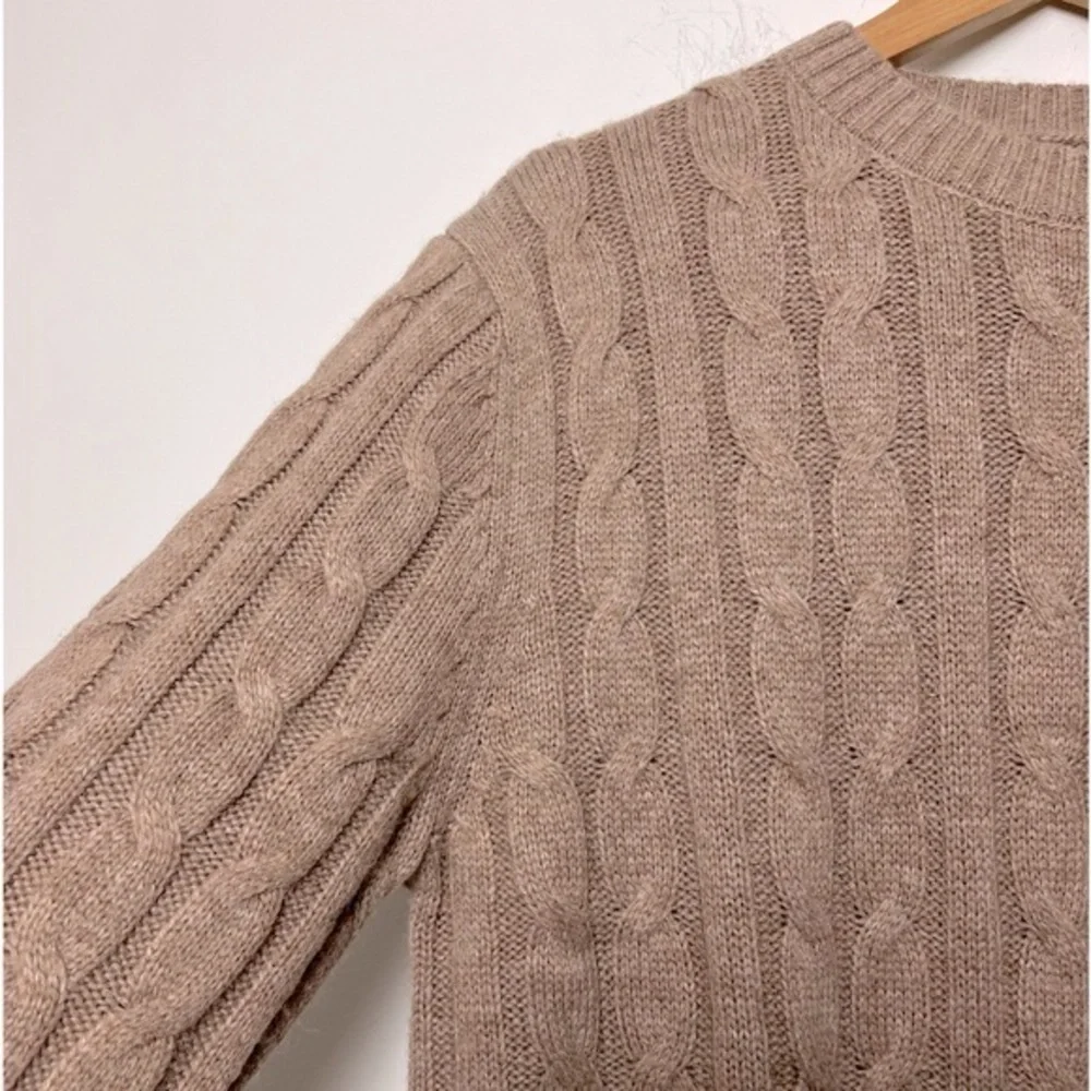 Men’s Cable Knit Sweater Wool Blend Neutral Tan